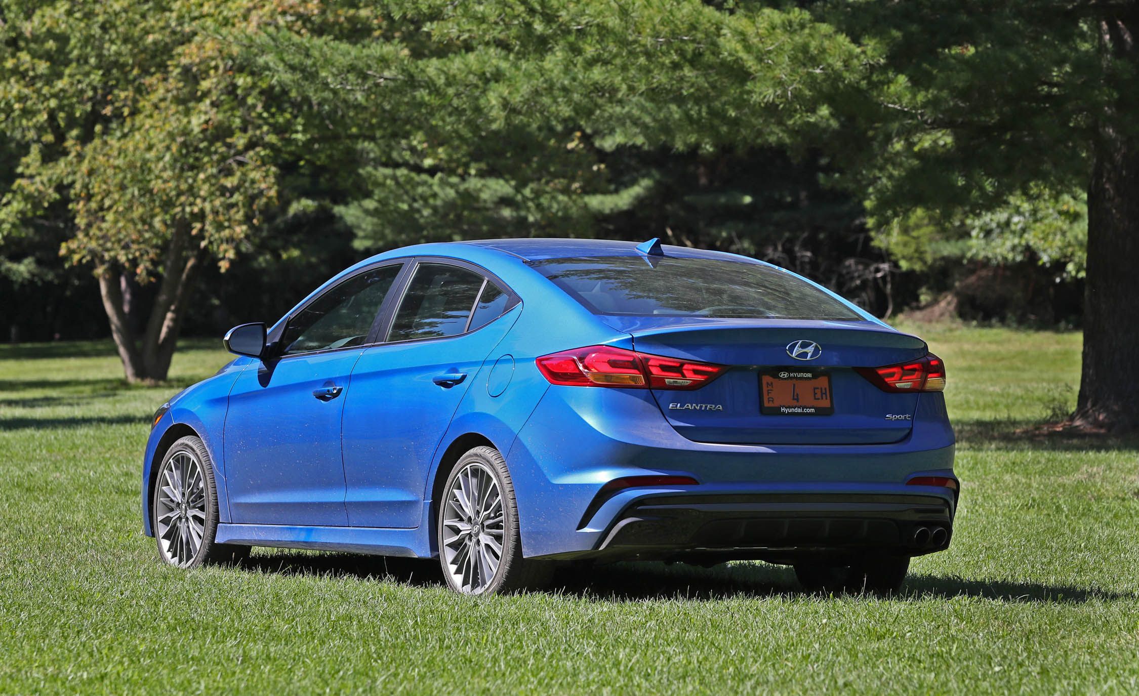 Hyundai Elantra: Good driving practices Hyundai Elantra: Good driving practices
