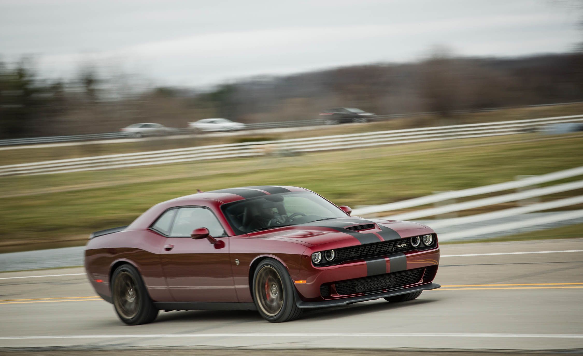 2017 Dodge Challenger SRT 392 / SRT Hellcat | Performance and Driving ...