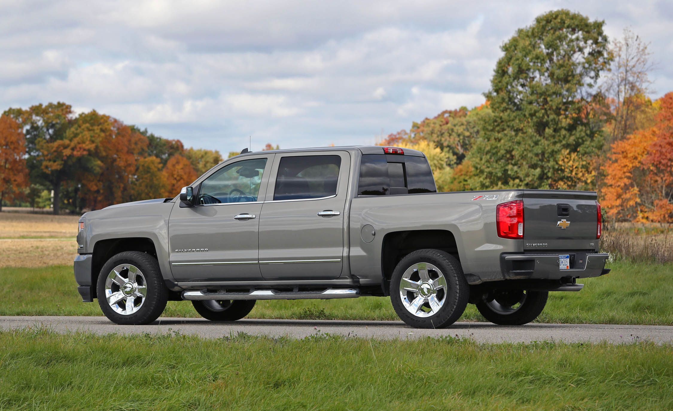 2018 Chevrolet Silverado 1500 | Fuel Economy Review | Car and Driver