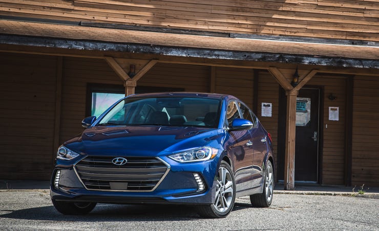 Hyundai Elantra Reviews Price Photos And Specs 2018 Hyundai Elantra Engine And Transmission