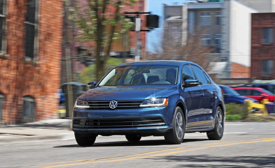 2018 Volkswagen Jetta | Performance and Driving Impressions Review ...