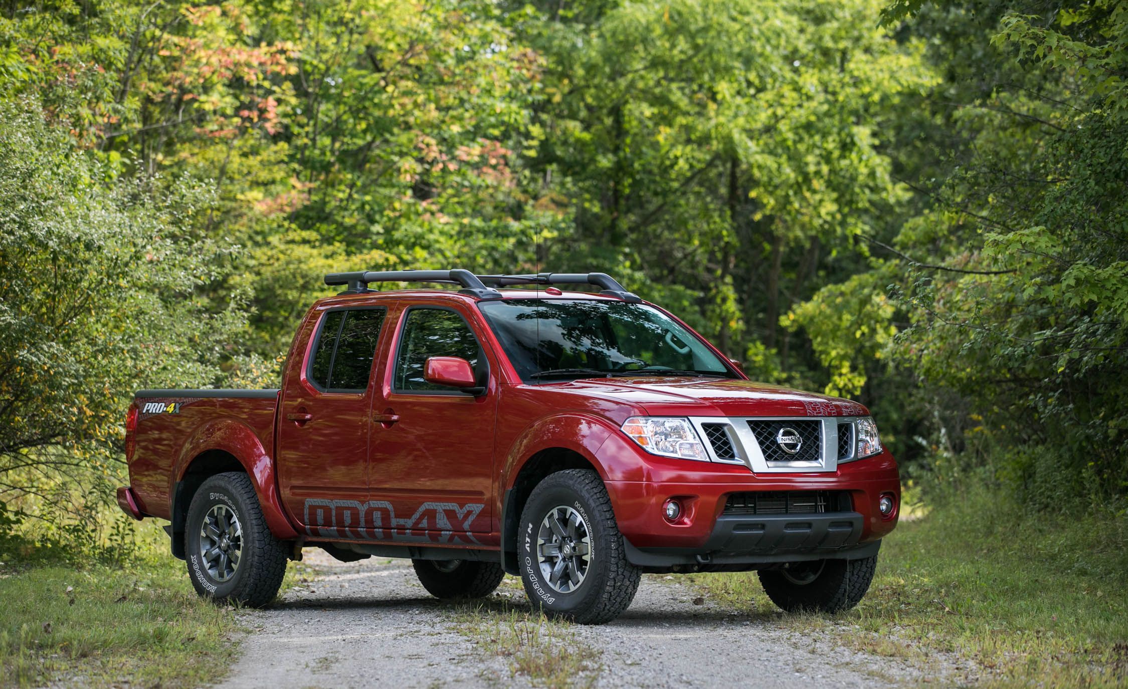 nissan frontier scale model