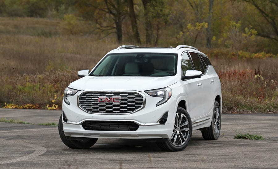 2018 GMC Terrain | IntelliLink Infotainment Review | Car and Driver