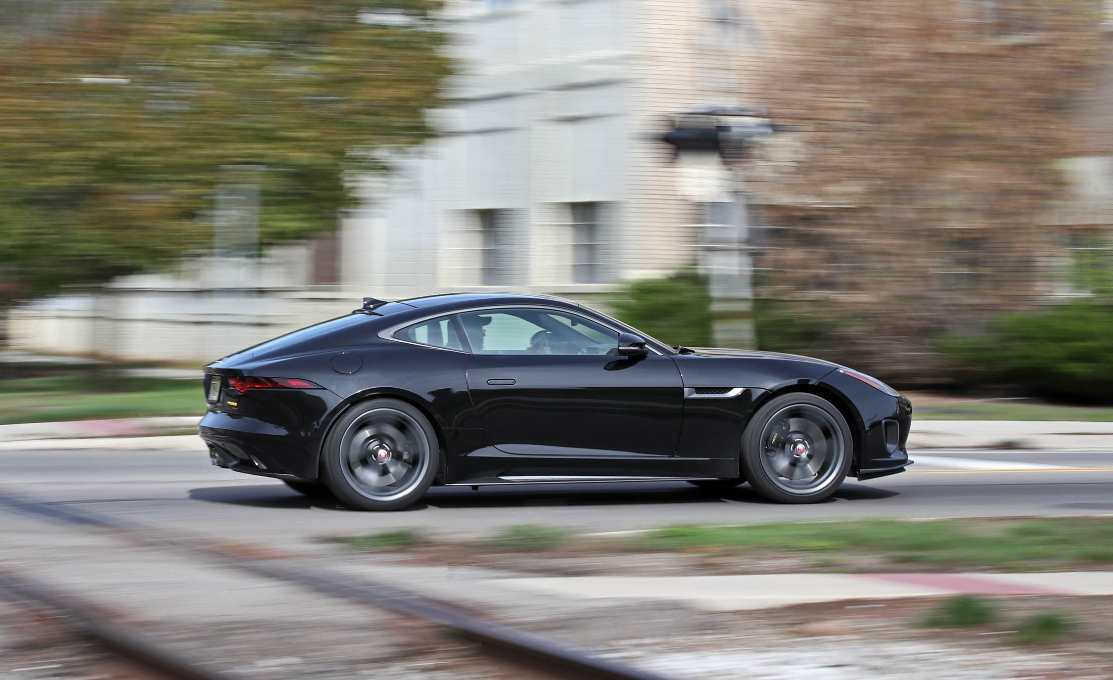 Jaguar f type 2018