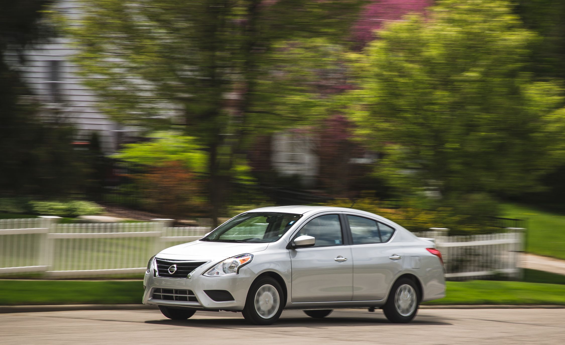 2017 Nissan Versa Sedan Automatic Test Review Car And Driver