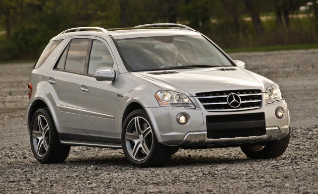 2009 Mercedes-Benz ML63 AMG 6.3L AMG 4MATIC 4dr Features and Specs