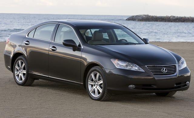 2009 Lexus ES 4dr Sdn Features and Specs