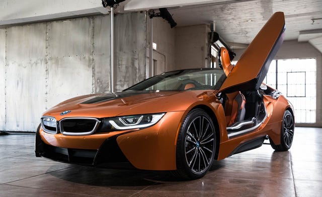 2020 BMW i8 Roadster Features and Specs