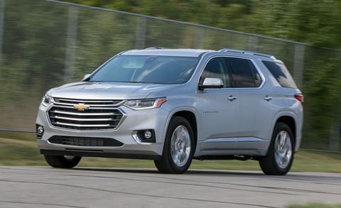 2019 Chevrolet Traverse L FWD 4dr Features and Specs