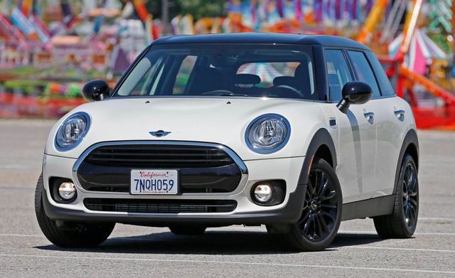 2019 Mini Cooper S Clubman Cooper FWD Features and Specs