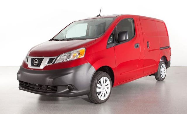 2017 Nissan NV200 S I4 Features and Specs