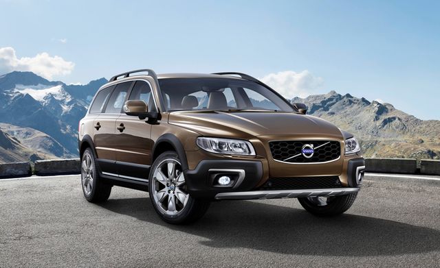 Volvo Xc70 Features And Specs 