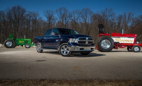 Ram 1500 Pickup To Get Update In 2017 Redesign News Car 2017 Ram 1500 Slt Crew Cab 4x4