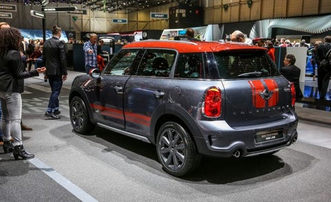 2016 Mini Countryman Adds Park Lane Package News Car And Driver Mini S Gish News For Geneva Fancy Park Lane Duds The Countryman