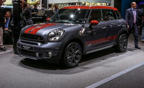 2016 Mini Countryman Adds Park Lane Package News Car And Driver Mini S Gish News For Geneva Fancy Park Lane Duds The Countryman