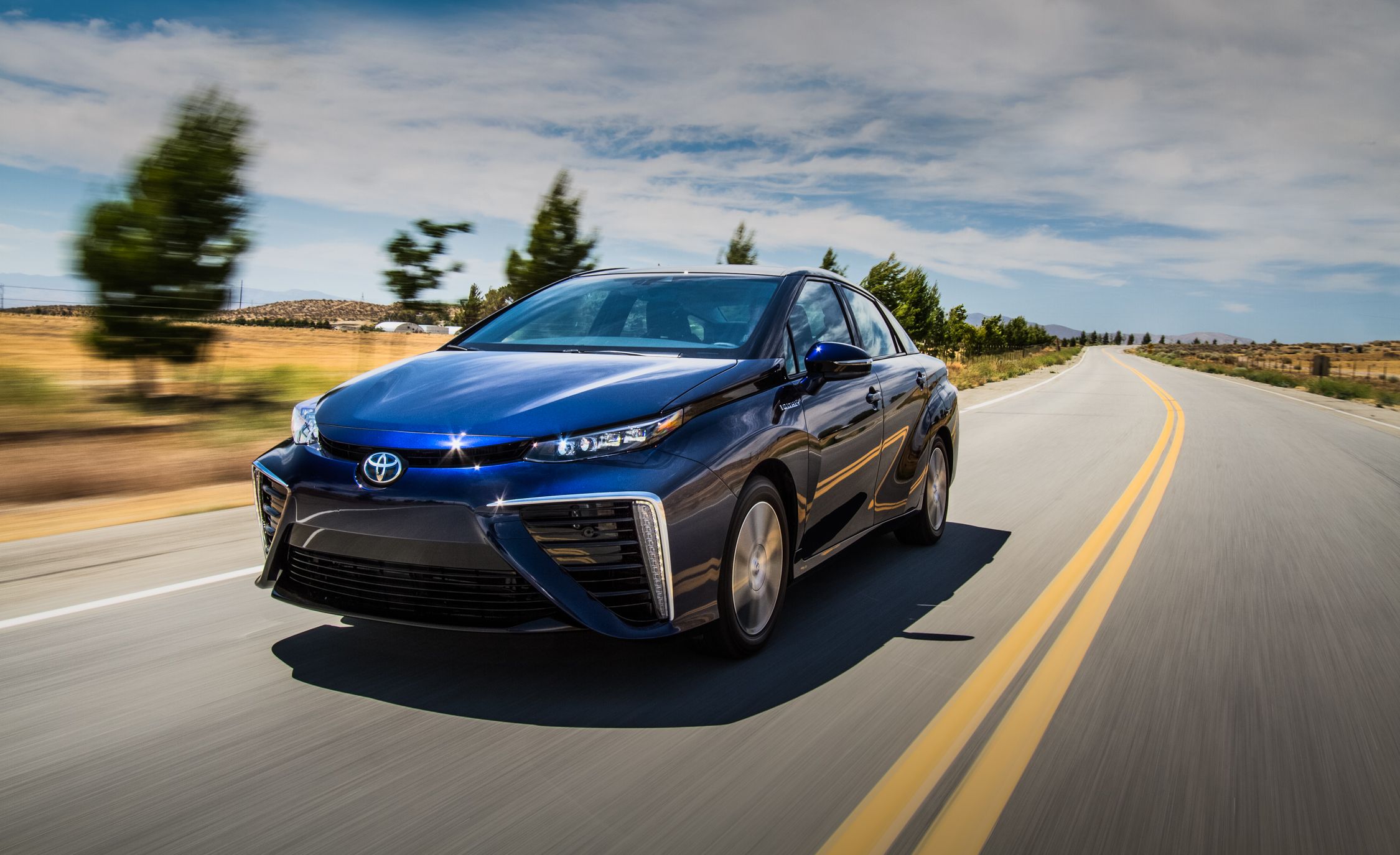2019 Toyota Mirai Reviews Price Photos And Specs 2019 Toyota Mirai Reviews Price Photos And Specs Car Driver