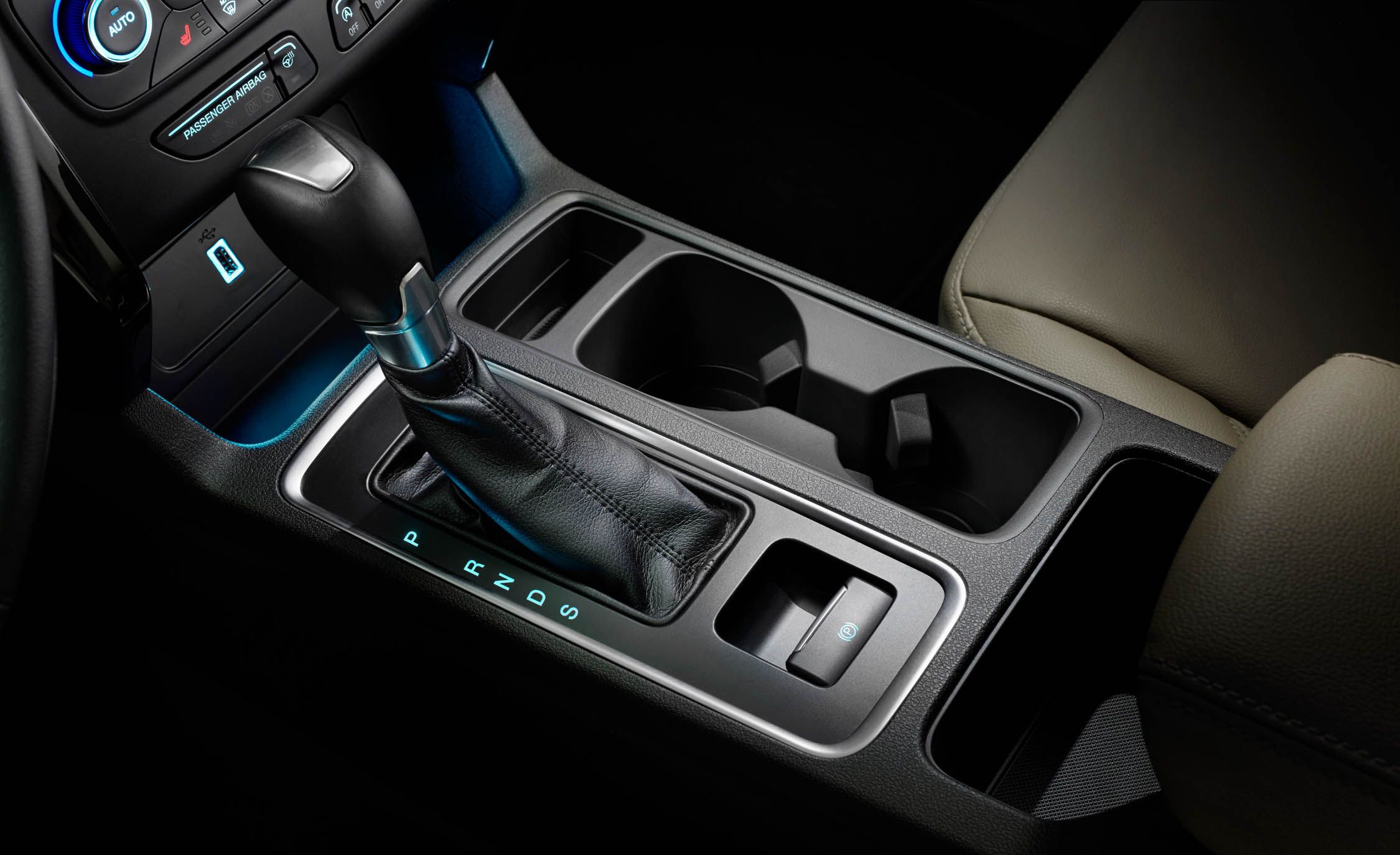 2020 Ford Escape Reviews Price Photos And Specs 2020 Ford Escape Reviews Price Photos And Specs Car Driver