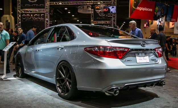 Toyota Rolls Out Y Sema Edition Trd Camry News Car And Driver View 12 Photos Toyota Camry Trd Concept