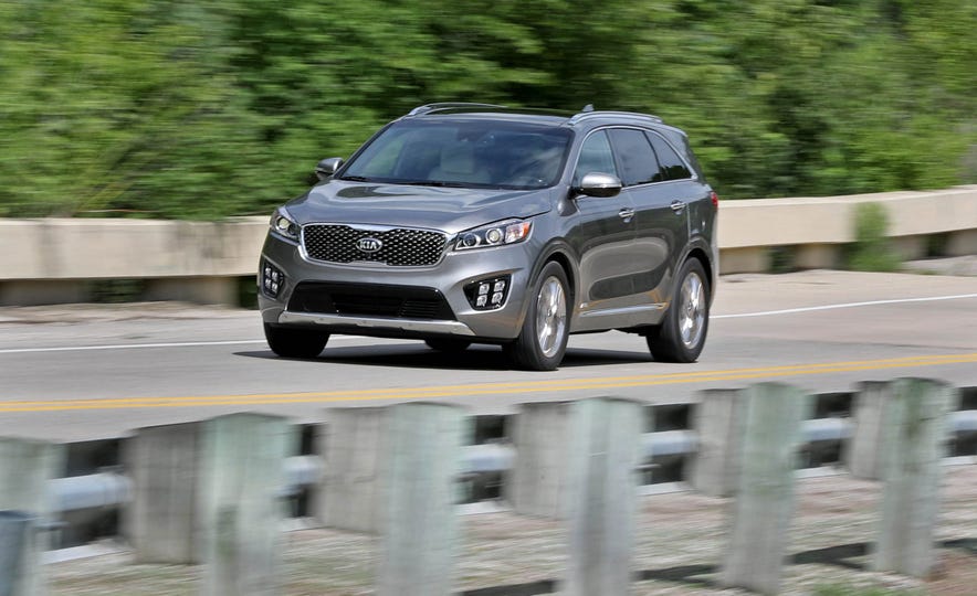 Triplicate: Three-Row Mid-Size Crossovers and SUVs Ranked ...