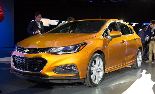 2016 Chevrolet Cruze 1 4t Automatic Review Car And Driver