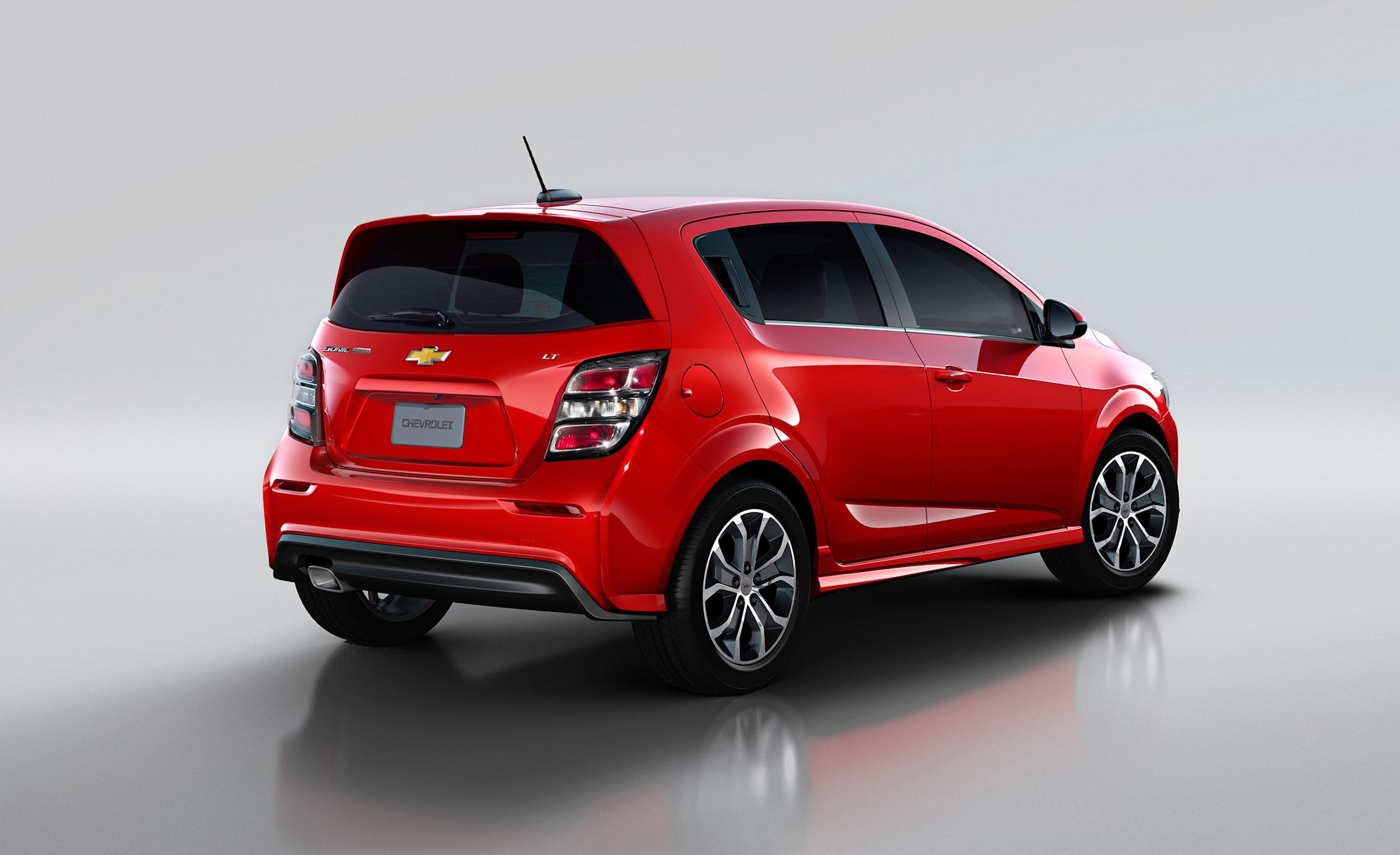 Chevrolet Sonic Reviews Price Photos And Specs Chevrolet Sonic Reviews Price Photos And Specs Car Driver