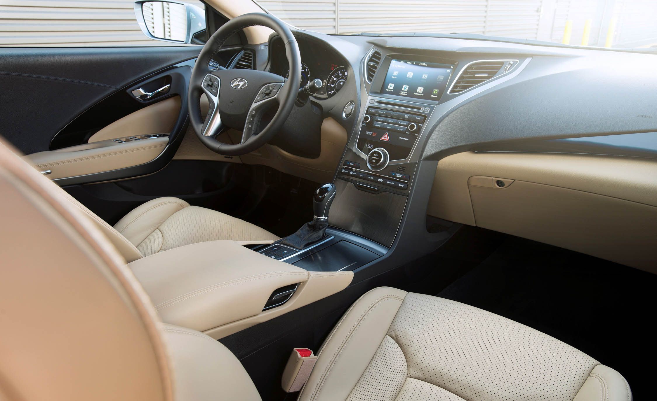 Hyundai Azera Reviews Price Photos And Specs Hyundai Azera Reviews Price Photos And Specs Car Driver