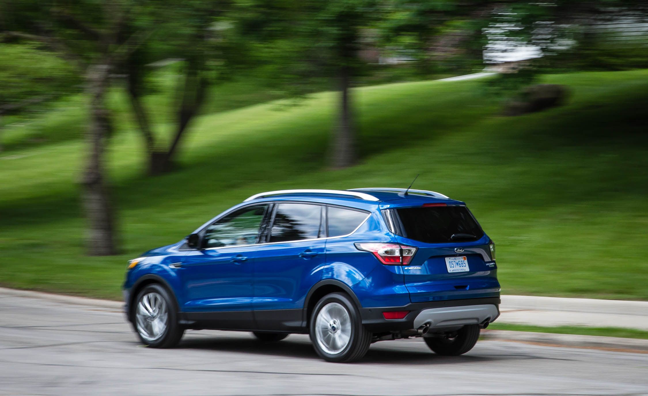 Ford Escape Reviews Price Photos And Specs Car Ford Escape Reviews Price Photos And Specs Car Driver