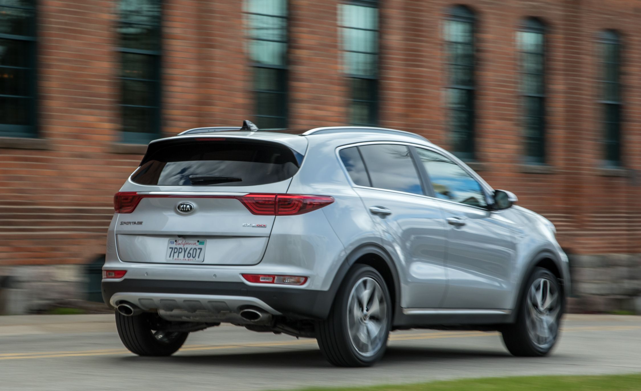 2020 Kia Sportage Reviews Price Photos And Specs 2020 Kia Sportage Reviews Price Photos And Specs Car Driver