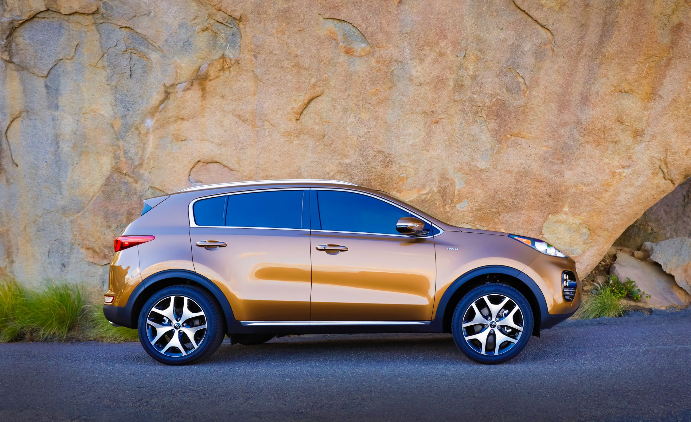 Kia Sportage Reviews Price Photos And Specs Car Kia Sportage Reviews Price Photos And Specs Car Driver