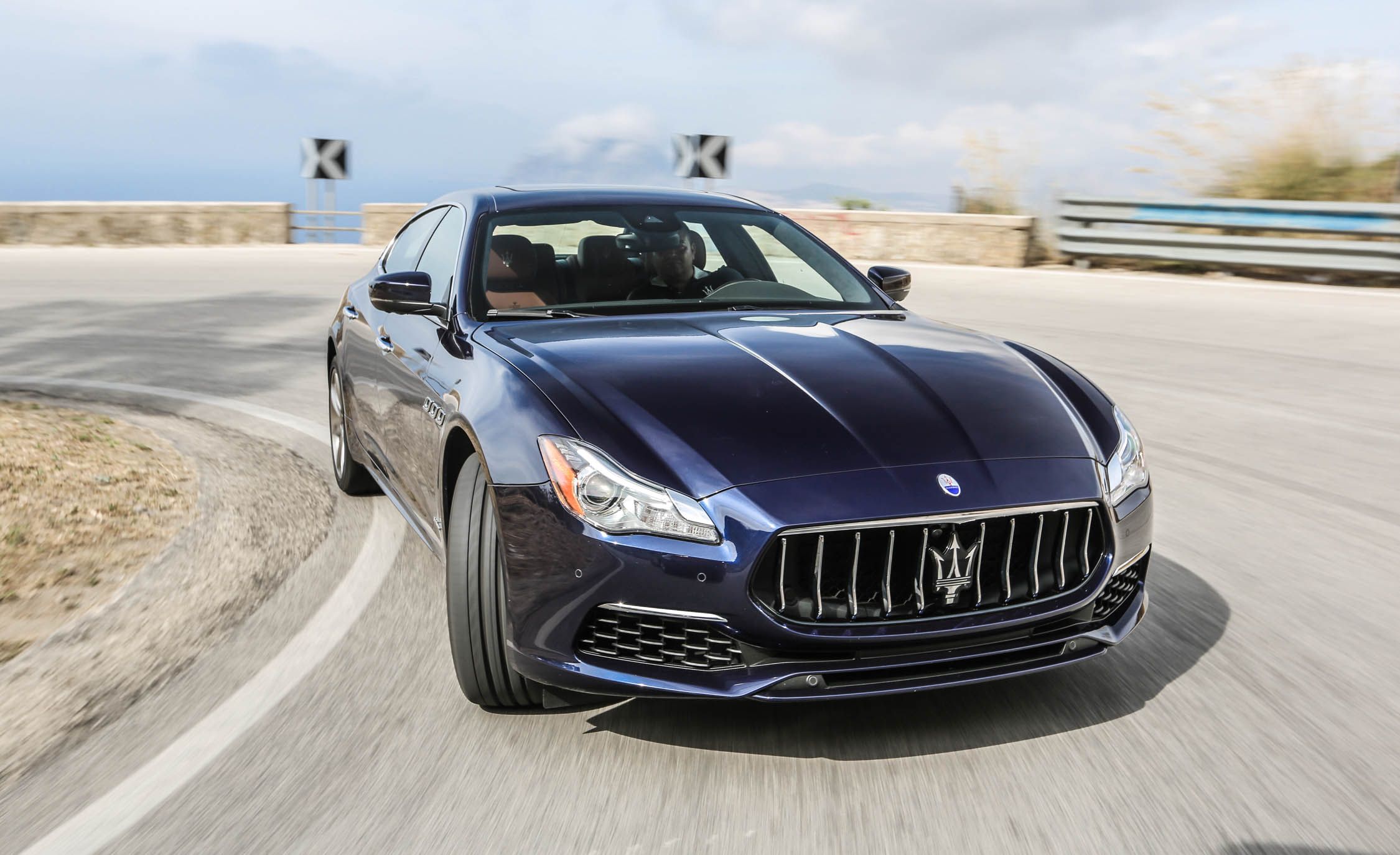 2019 Maserati Quattroporte Reviews Price 2019 Maserati Quattroporte Reviews Price Photos And Specs Car Driver