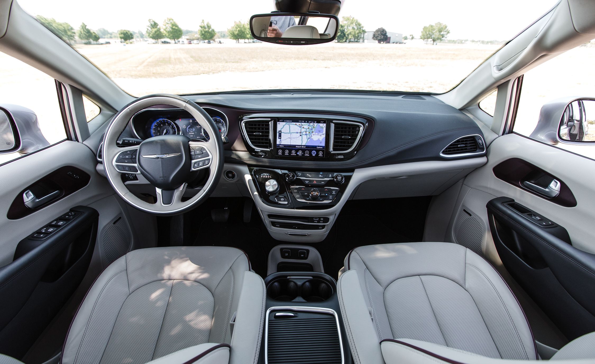 2019 Chrysler Pacifica Reviews Price Photos 2019 Chrysler Pacifica Reviews Price Photos And Specs Car Driver
