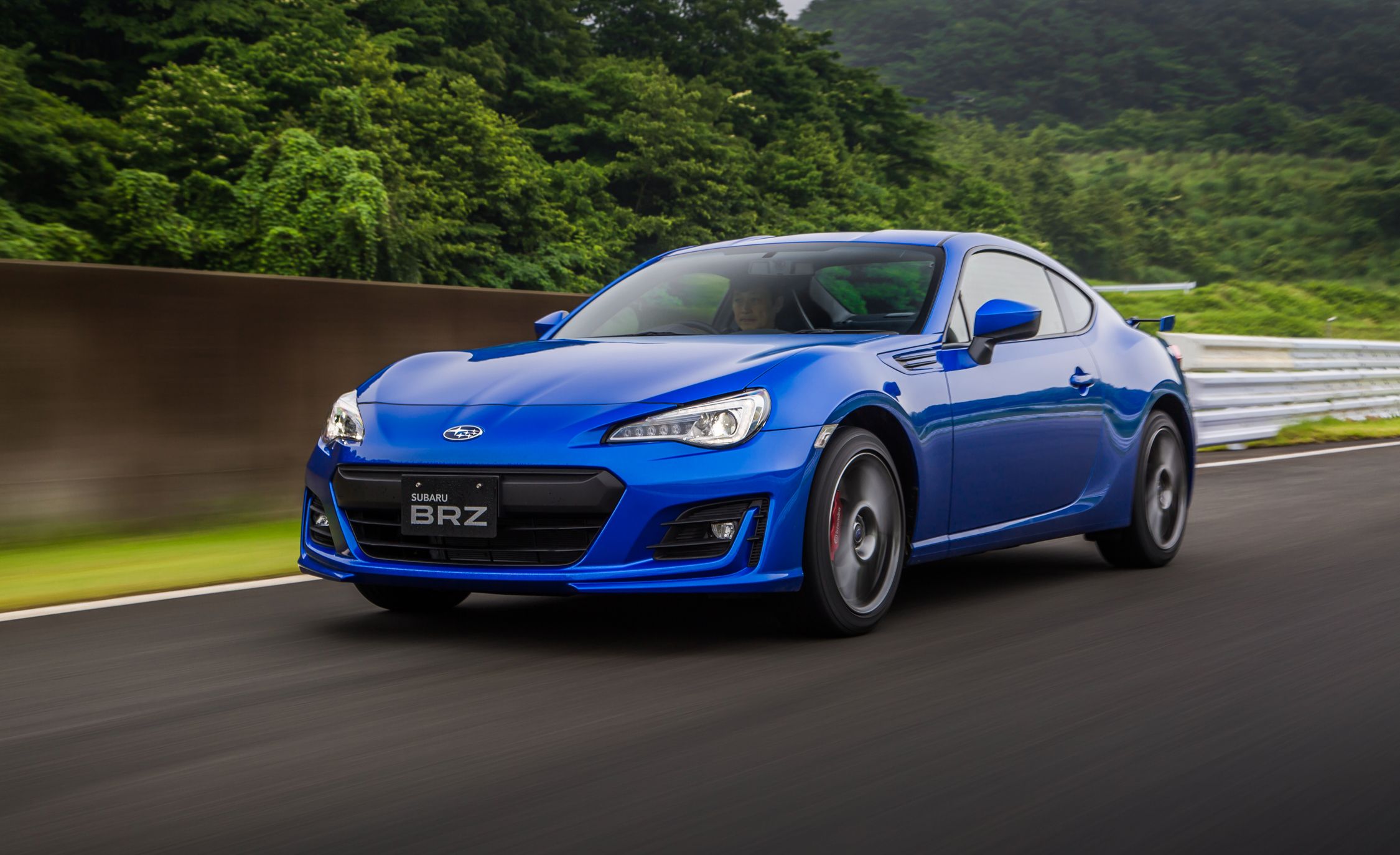 2017 Subaru Brz Jdm Spec Pictures Photo Gallery Car And Driver
