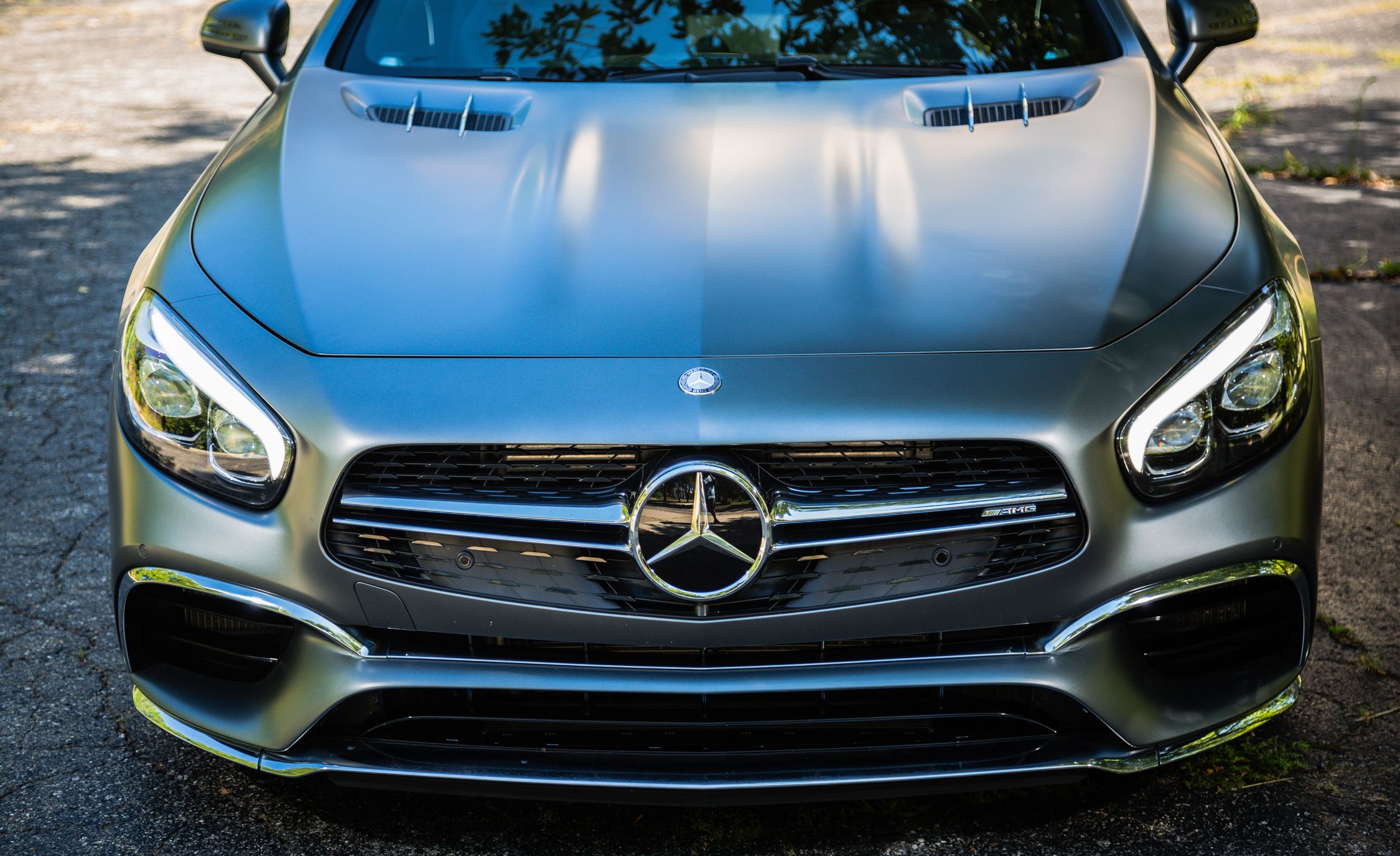 https://hips.hearstapps.com/amv-prod-cad-assets.s3.amazonaws.com/wp-content/uploads/2016/08/2017-Mercedes-AMG-SL65-124.jpg
