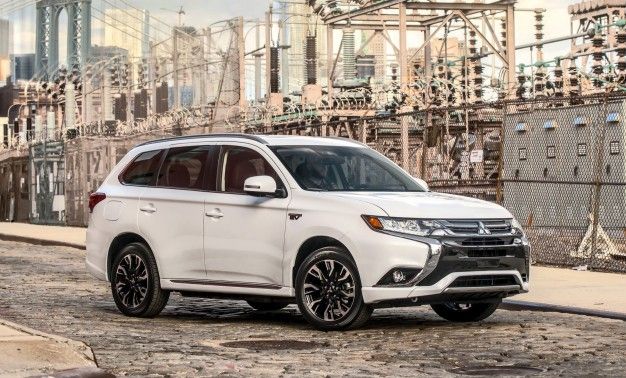 Mitsubishi Outlander Reviews Price Photos Mitsubishi Outlander Reviews Price Photos And Specs Car Driver