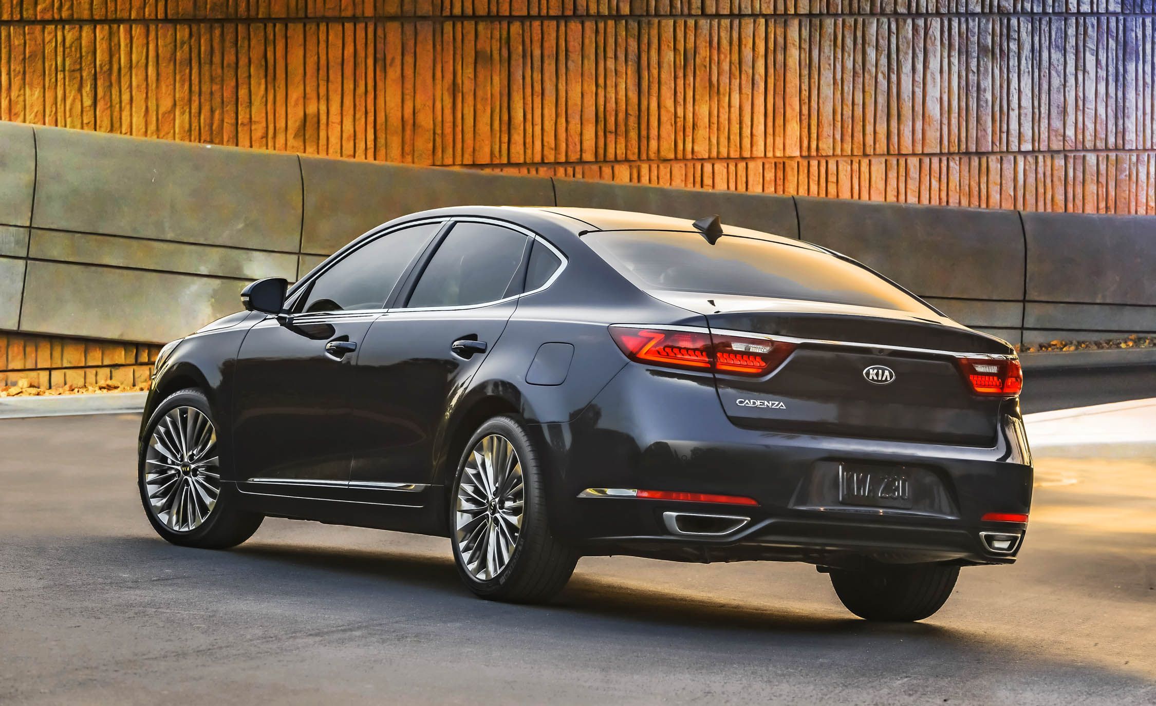 2019 Kia Cadenza Reviews Price Photos And Specs 2019 Kia Cadenza Reviews Price Photos And Specs Car Driver