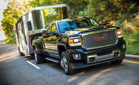 2017 Gmc Sierra 2500 3500hd Now With A Hood Scoop And An Optional 2017 Gmc Sierra Denali 3500hd