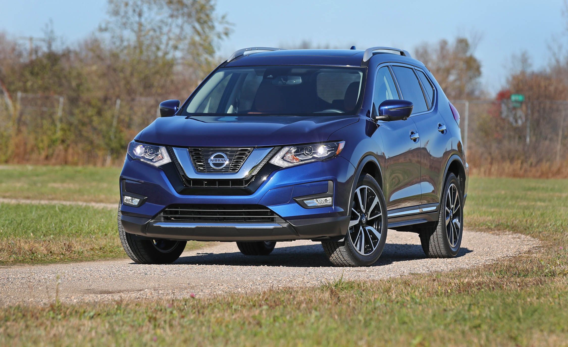 2019 Nissan Rogue Reviews Price Photos And Specs 2019 Nissan Rogue Reviews Price Photos And Specs Car Driver