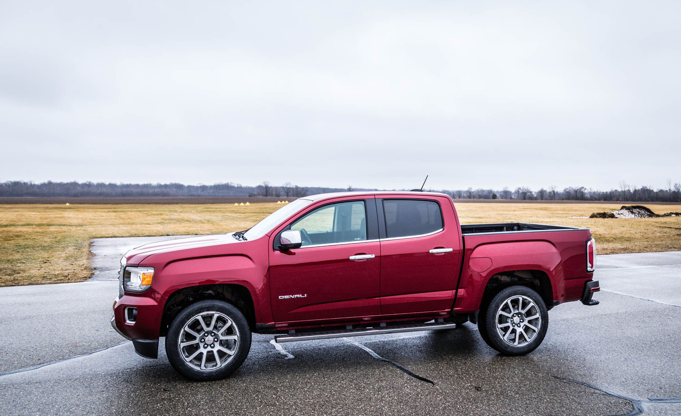 2019 Gmc Canyon Reviews Price Photos And Specs Car 2019 Gmc Canyon Reviews Price Photos And Specs Car Driver