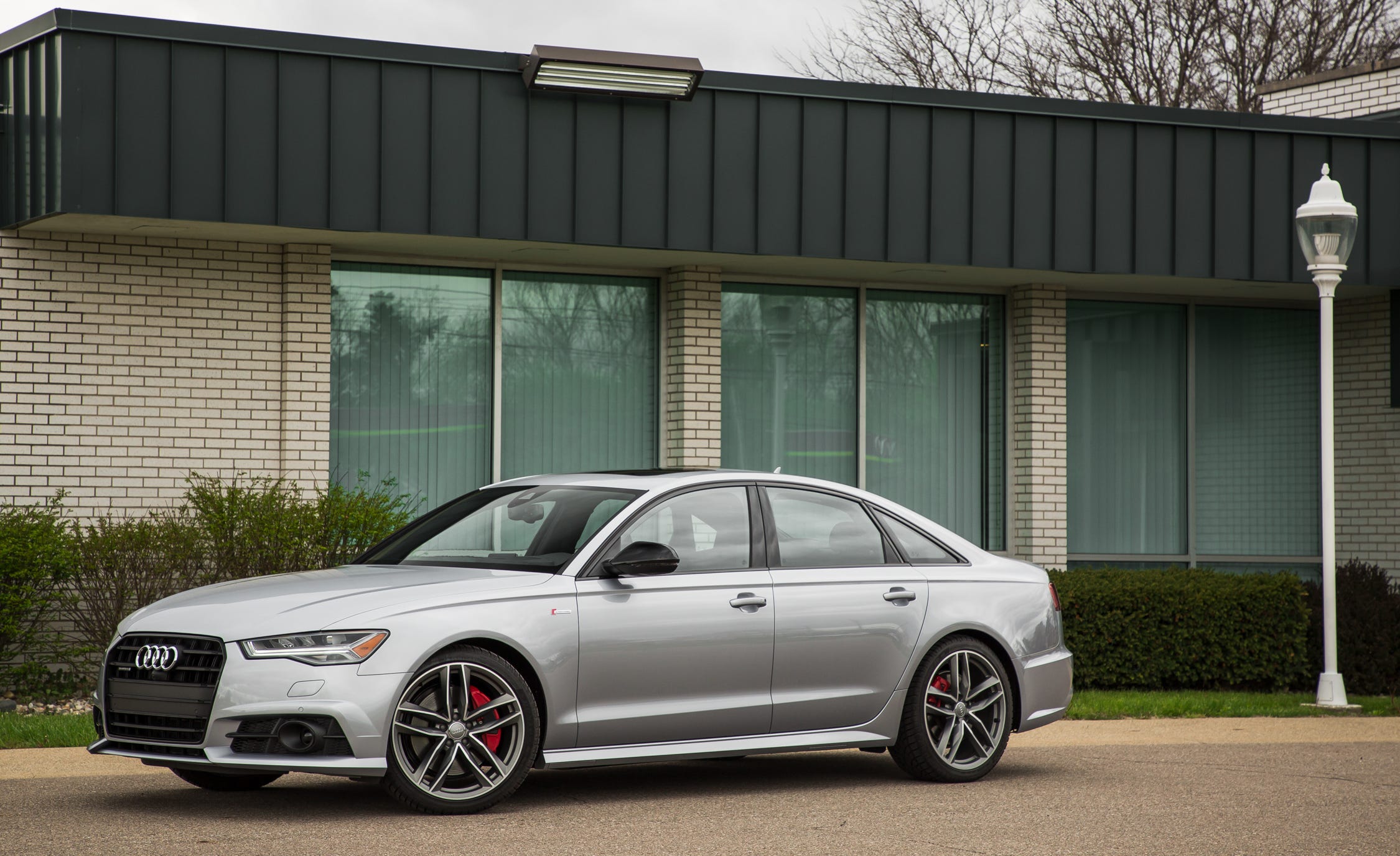 2017-Audi-A6-3.0T-Competition-112.jpg?cr