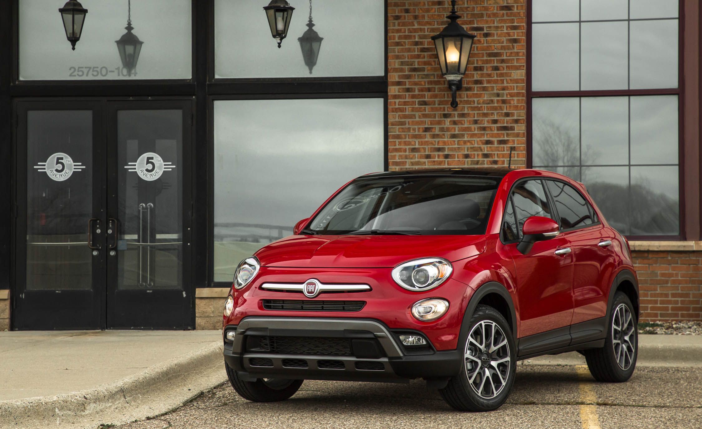 Fiat 500x Reviews Price Photos And Specs Car Driver
