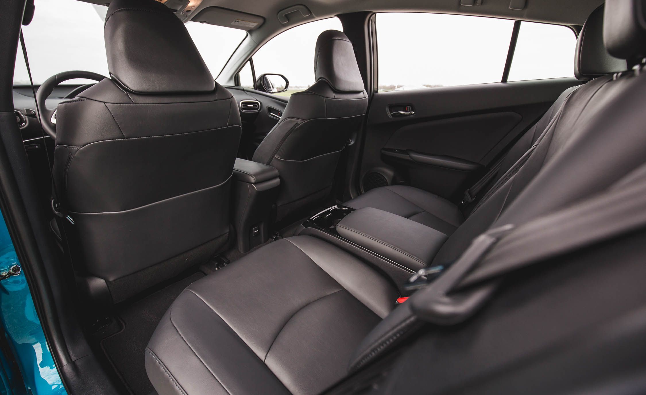 2019 Toyota Prius Prime Reviews Price Photos 2019 Toyota Prius Prime Reviews Price Photos And Specs Car Driver