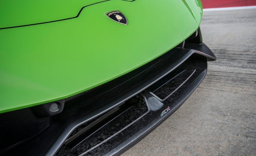 Go With The Flow How The Lamborghini Huracan Performante