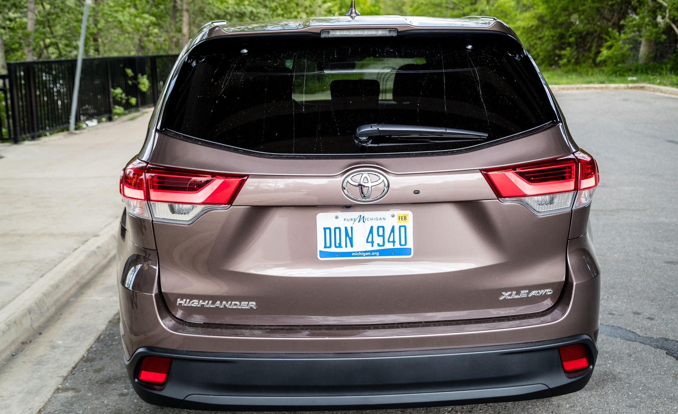2020 Toyota Highlander Reviews Price Photos 2020 Toyota Highlander Reviews Price Photos And Specs Car Driver