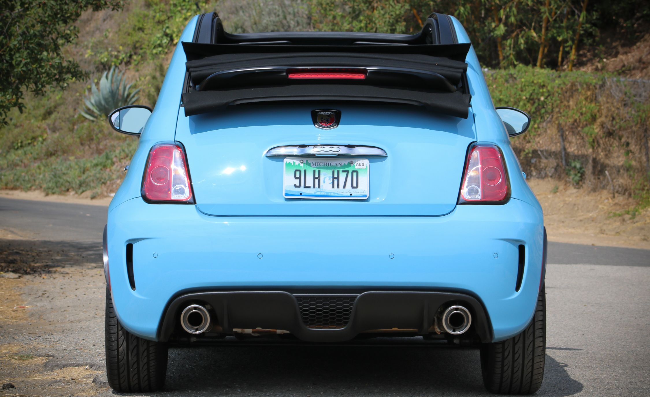 2018 Fiat 500 500c Abarth Reviews Price 2018 Fiat 500 500c Abarth Reviews Price Photos And Specs Car Driver