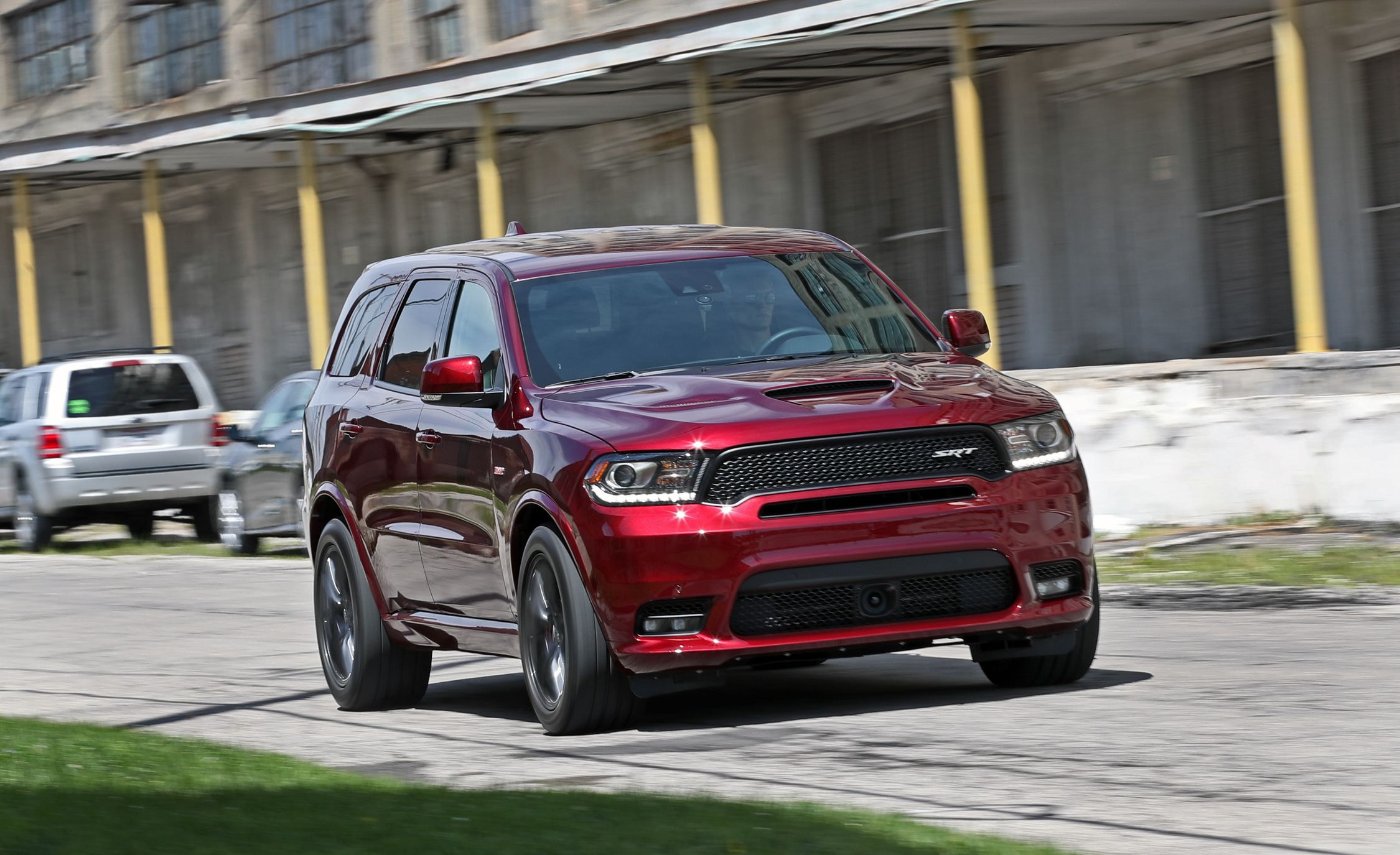 2019 Dodge Durango Srt Reviews Price Photos 2019 Dodge Durango Srt Reviews Price Photos And Specs Car Driver