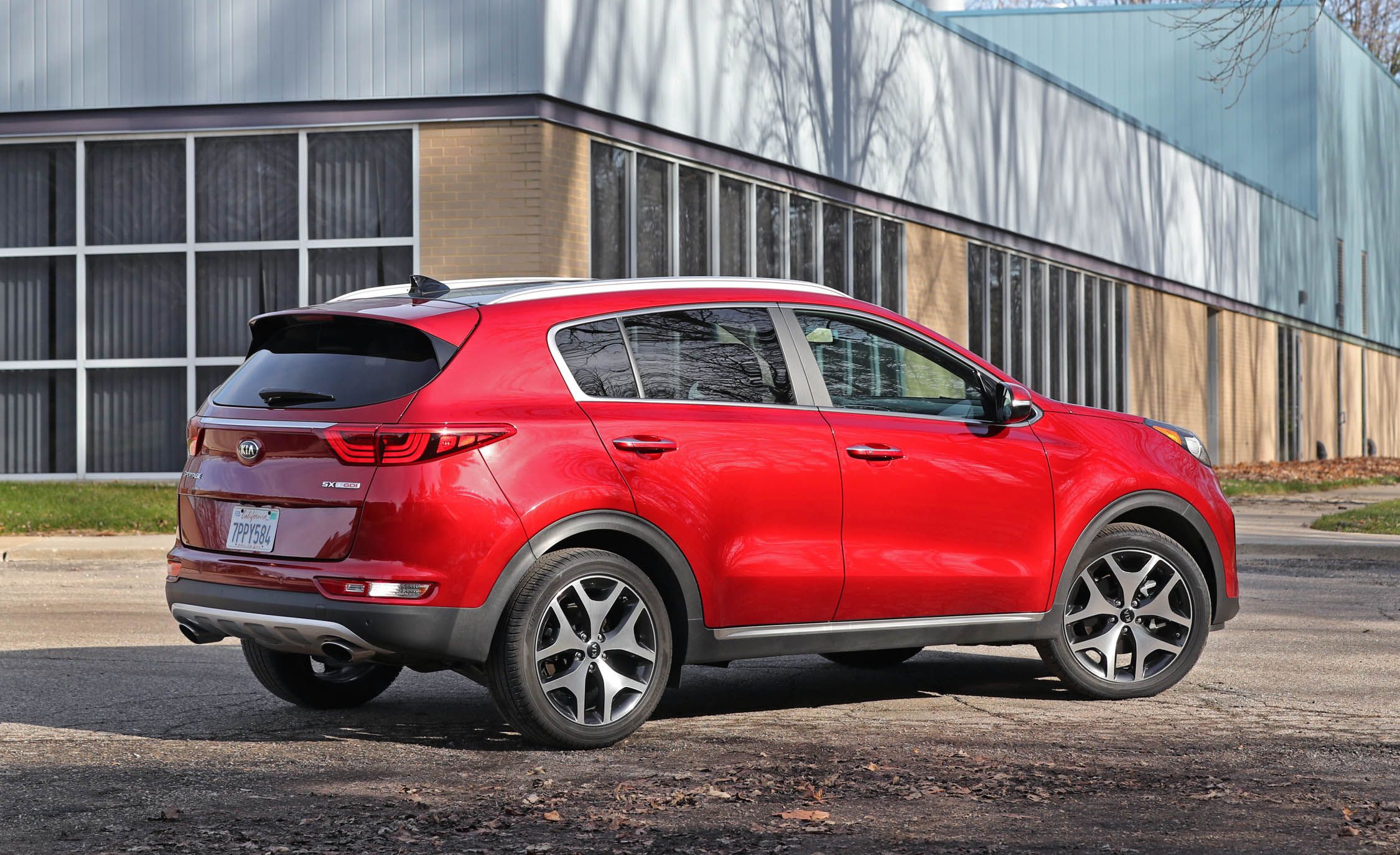 2017 Kia Soo 2 4 Ll All About Kia Sportage Reviews Price Photos And Specs Car