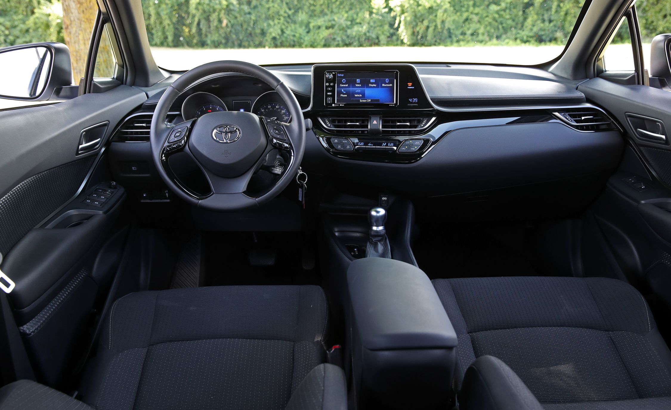 2019 Toyota C Hr Reviews Price Photos And Specs 2019 Toyota C Hr Reviews Price Photos And Specs Car Driver
