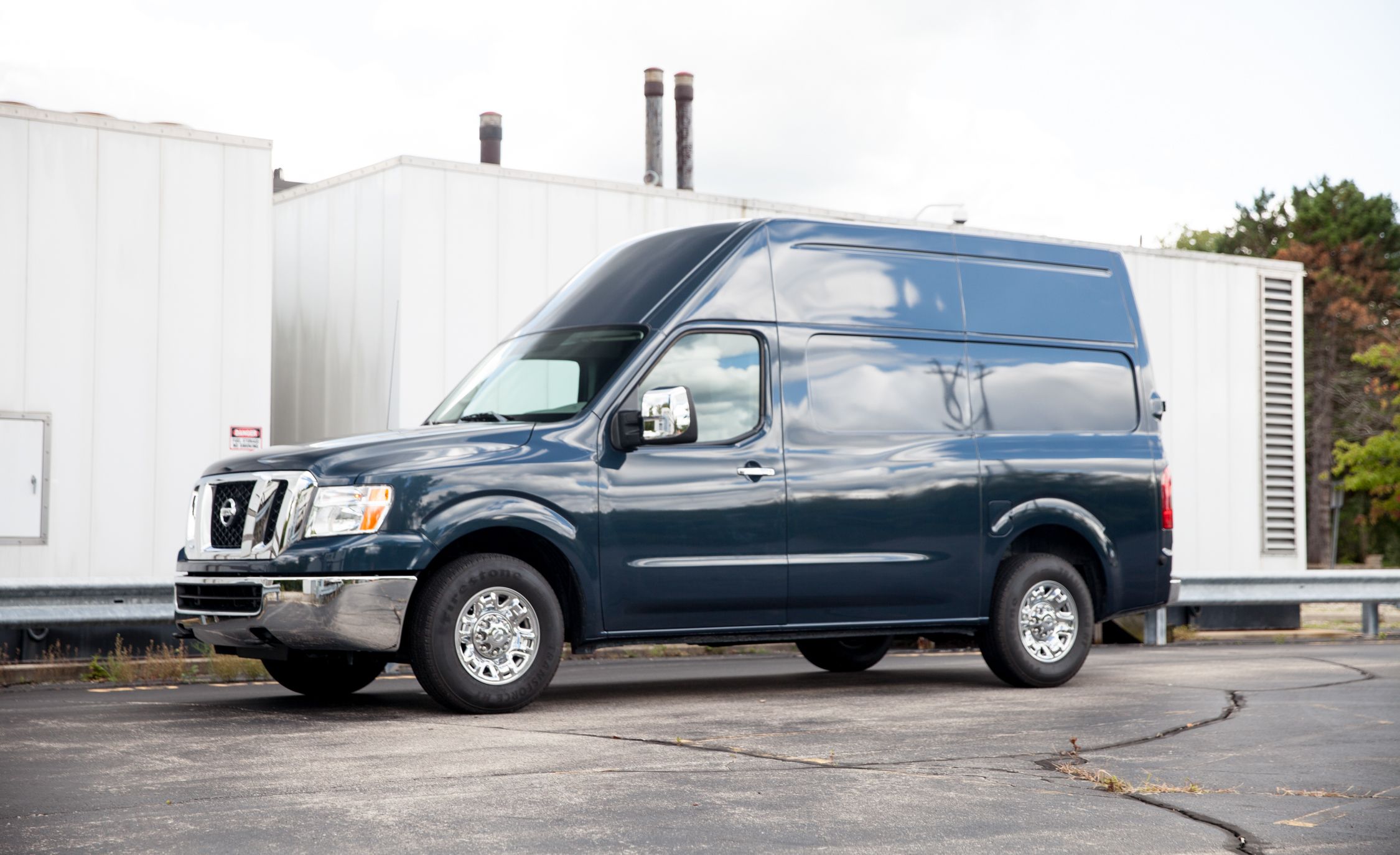 Nissan Nv1500 2500 3500 Reviews Nissan Nv1500 2500 3500 Reviews Price Photos And Specs Car Driver