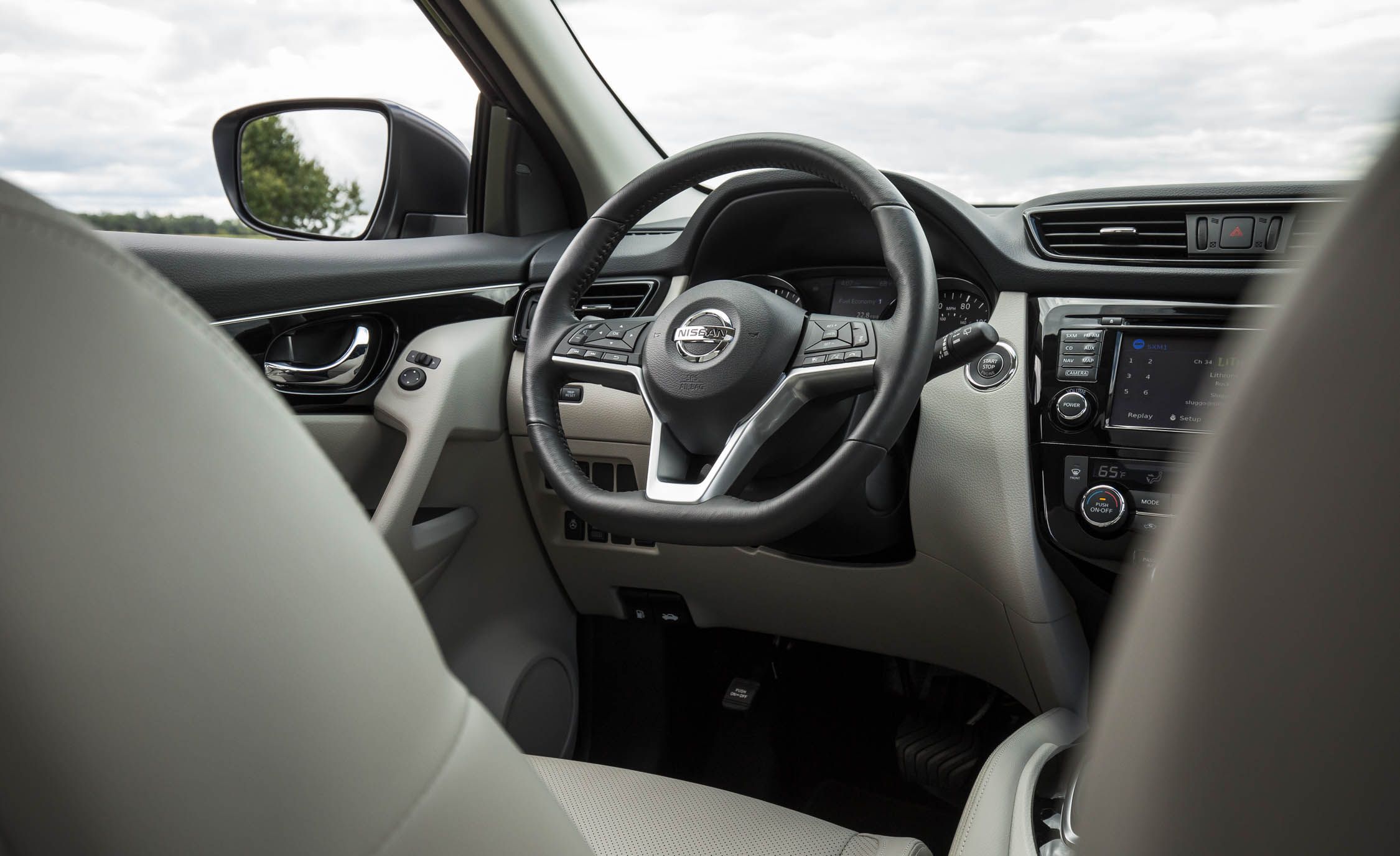 2020 Nissan Rogue Sport Reviews Price Photos 2020 Nissan Rogue Sport Reviews Price Photos And Specs Car Driver