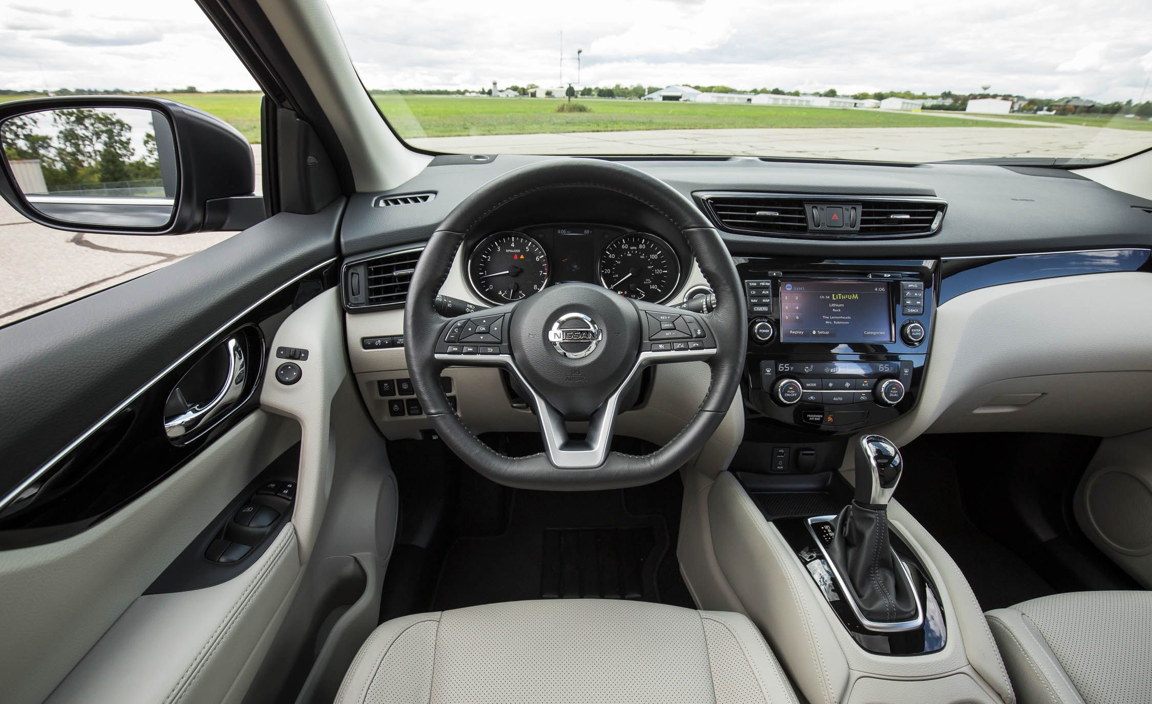 2020 Nissan Rogue Sport Reviews Price Photos 2020 Nissan Rogue Sport Reviews Price Photos And Specs Car Driver